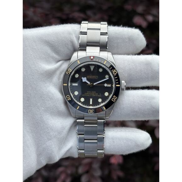 NEW Custom Seiko NH35 Automatic 39mm Diver Watch Sapphire Crystal Ceramic - Picture 1 of 10